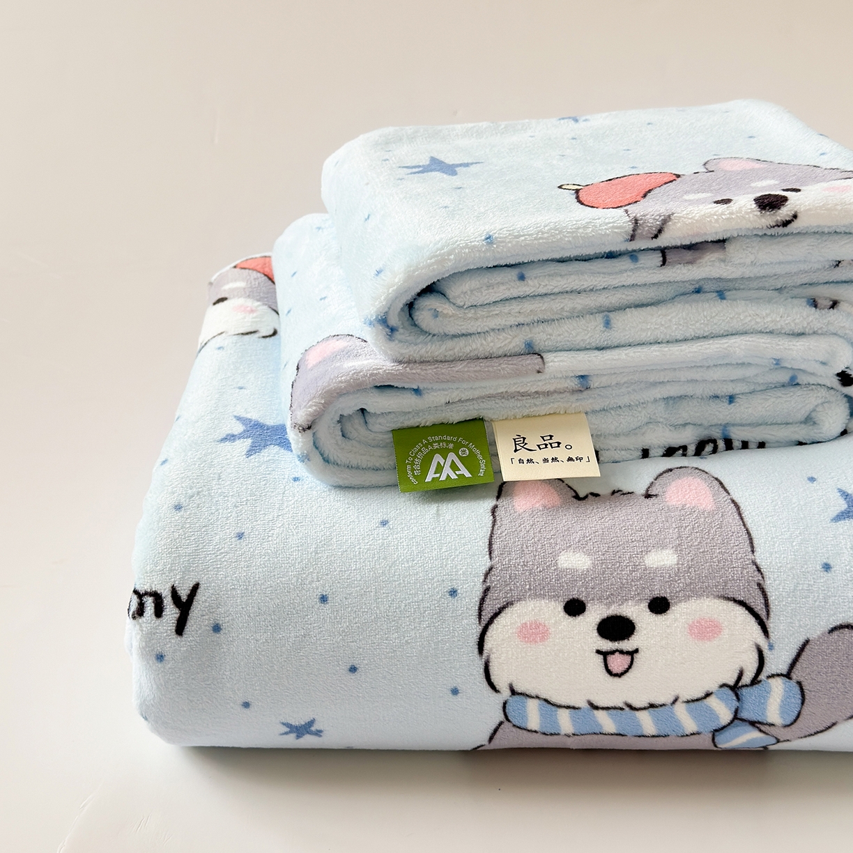 91家纺网 家纺一手货源 找家纺 丽美人家纺 2025新款小版印花牛奶绒床单单床单床单单件 甜心猫咪-蓝