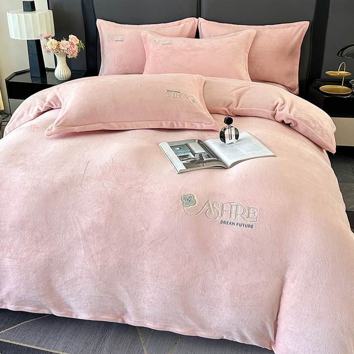 富缦庭 2025新款牛奶绒绣花四件套 遇见-粉色