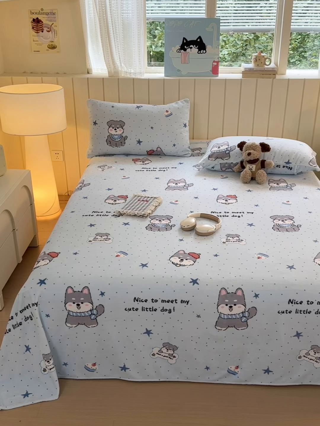 91家纺网 家纺一手货源 找家纺 丽美人家纺 2025新款小版印花牛奶绒床单单床单床单单件 甜心猫咪-蓝