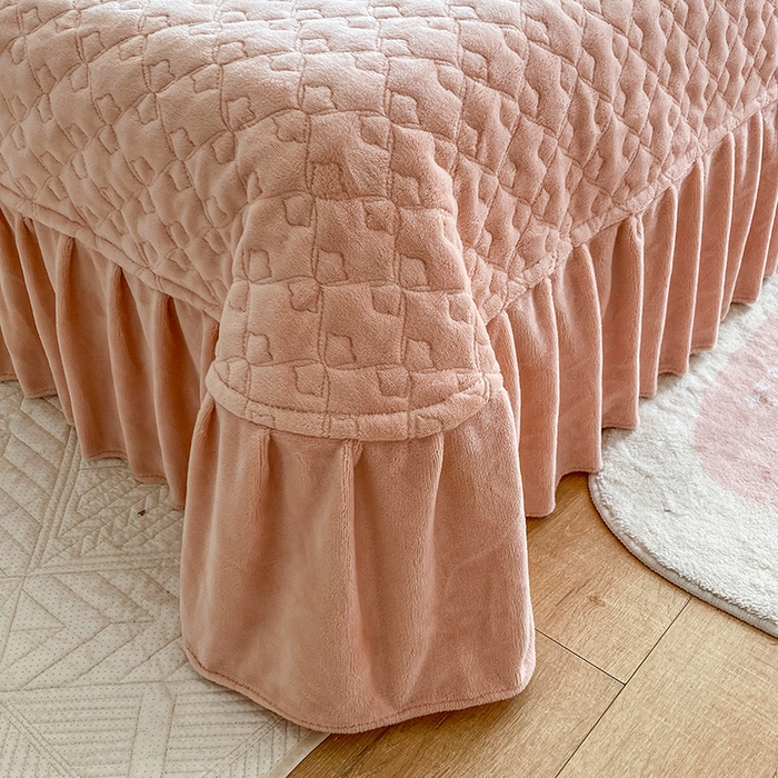 91家纺网 家纺一手货源 找家纺 乐嘉盈 2025年新款纯色刺绣牛奶绒四件套-玫瑰缘 玫瑰缘-橙