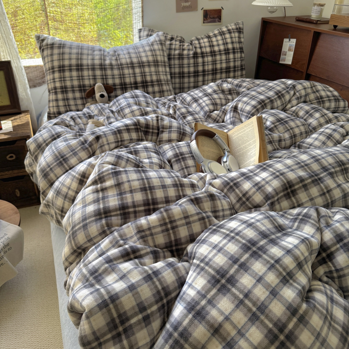 91家纺网 家纺一手货源 找家纺 耀达家居 2025新款高克重复古格子牛奶绒四件套（提供买家秀） 复古格纹-灰蓝