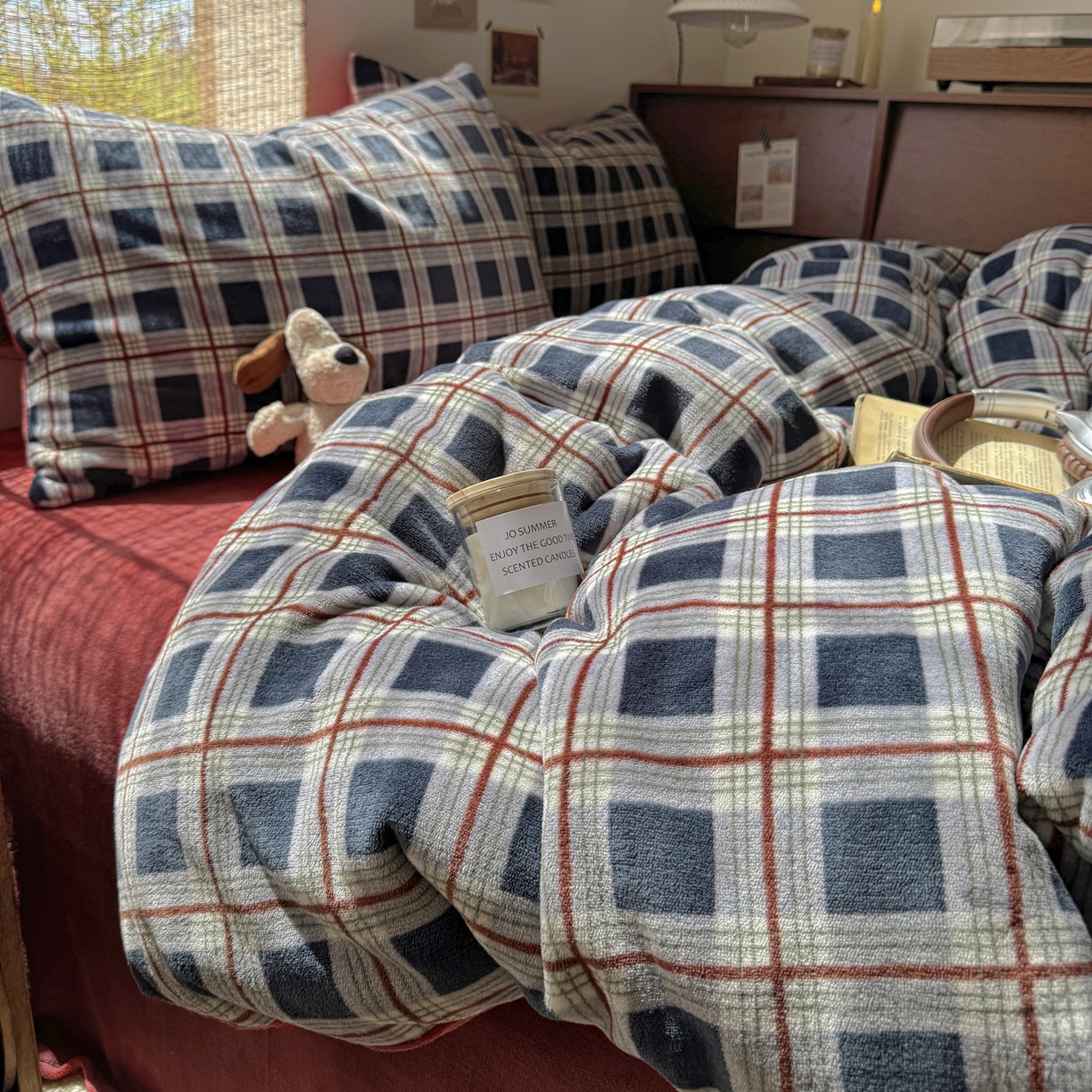 91家纺网 家纺一手货源 找家纺 耀达家居 2025新款高克重复古格子牛奶绒四件套（提供买家秀） 复古格纹-藏青