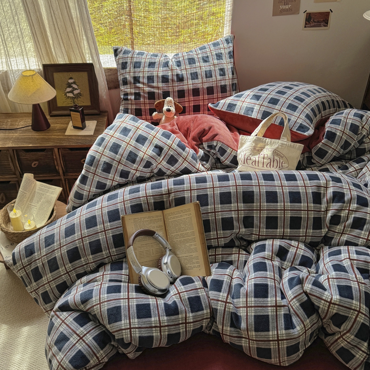 91家纺网 家纺一手货源 找家纺 耀达家居 2025新款高克重复古格子牛奶绒四件套（提供买家秀） 复古格纹-藏青