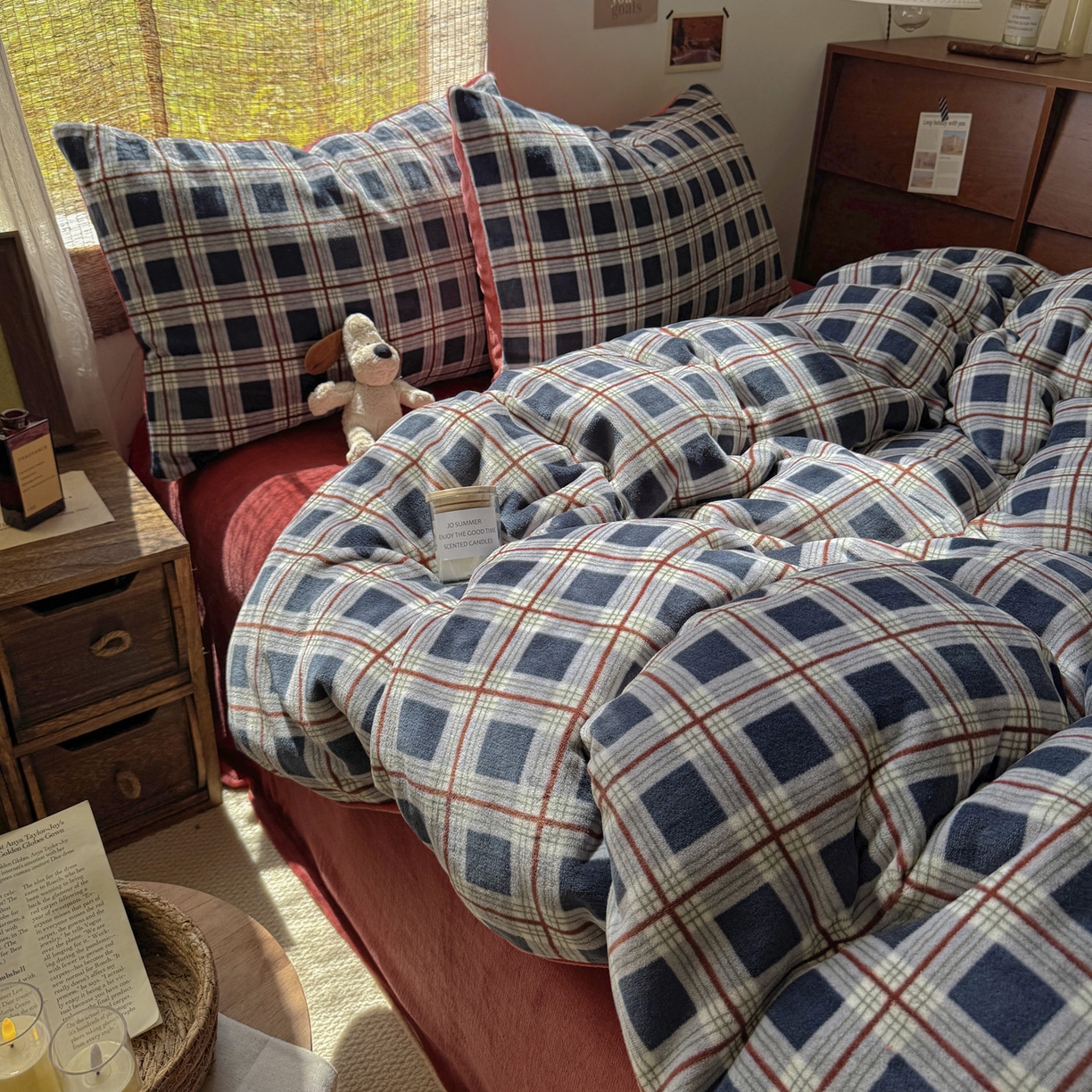 91家纺网 家纺一手货源 找家纺 耀达家居 2025新款高克重复古格子牛奶绒四件套（提供买家秀） 复古格纹-藏青