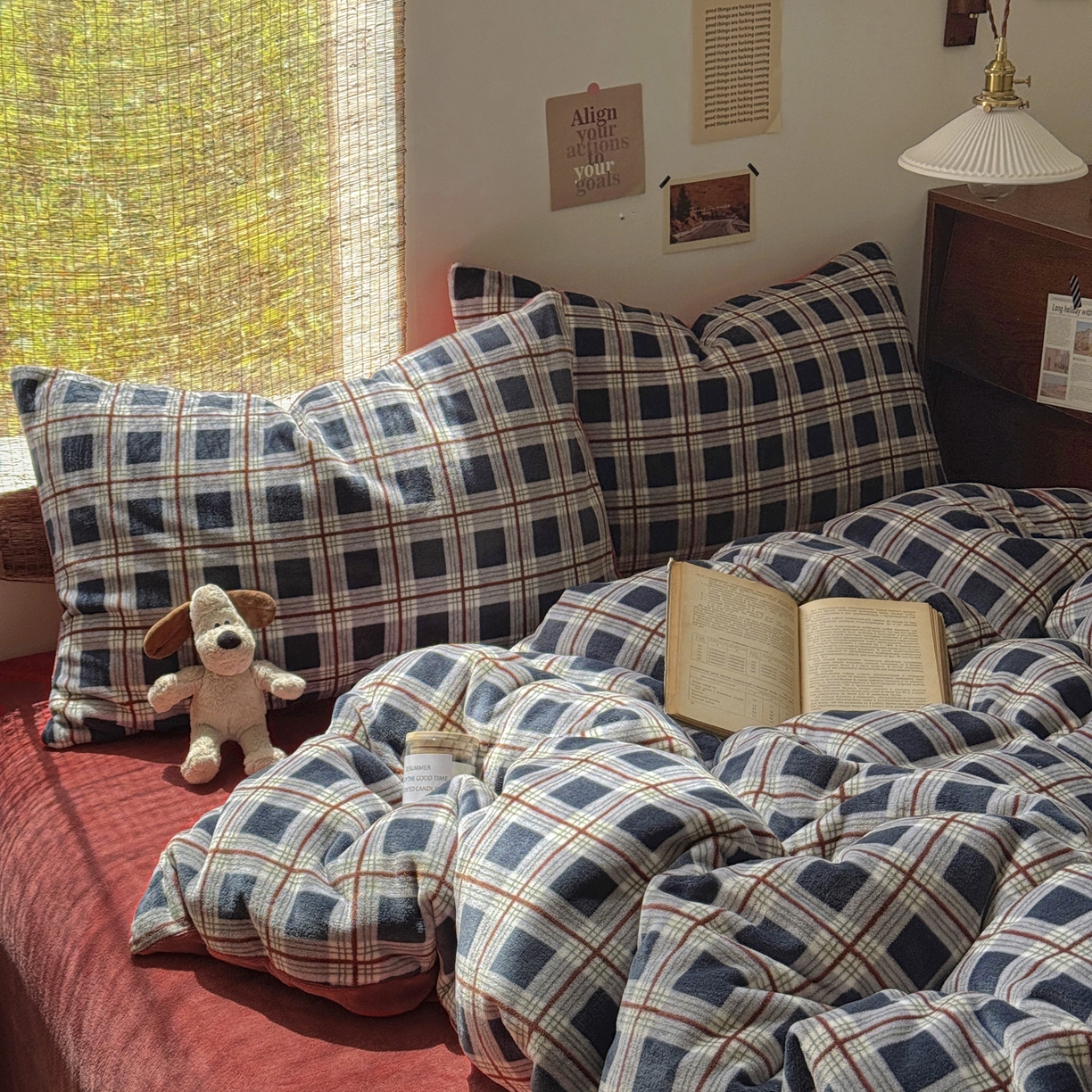 91家纺网 家纺一手货源 找家纺 耀达家居 2025新款高克重复古格子牛奶绒四件套（提供买家秀） 复古格纹-藏青