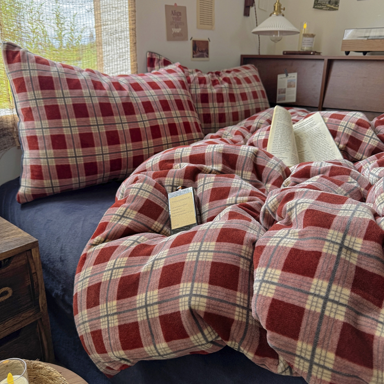 91家纺网 家纺一手货源 找家纺 耀达家居 2025新款高克重复古格子牛奶绒四件套（提供买家秀） 复古格纹-红