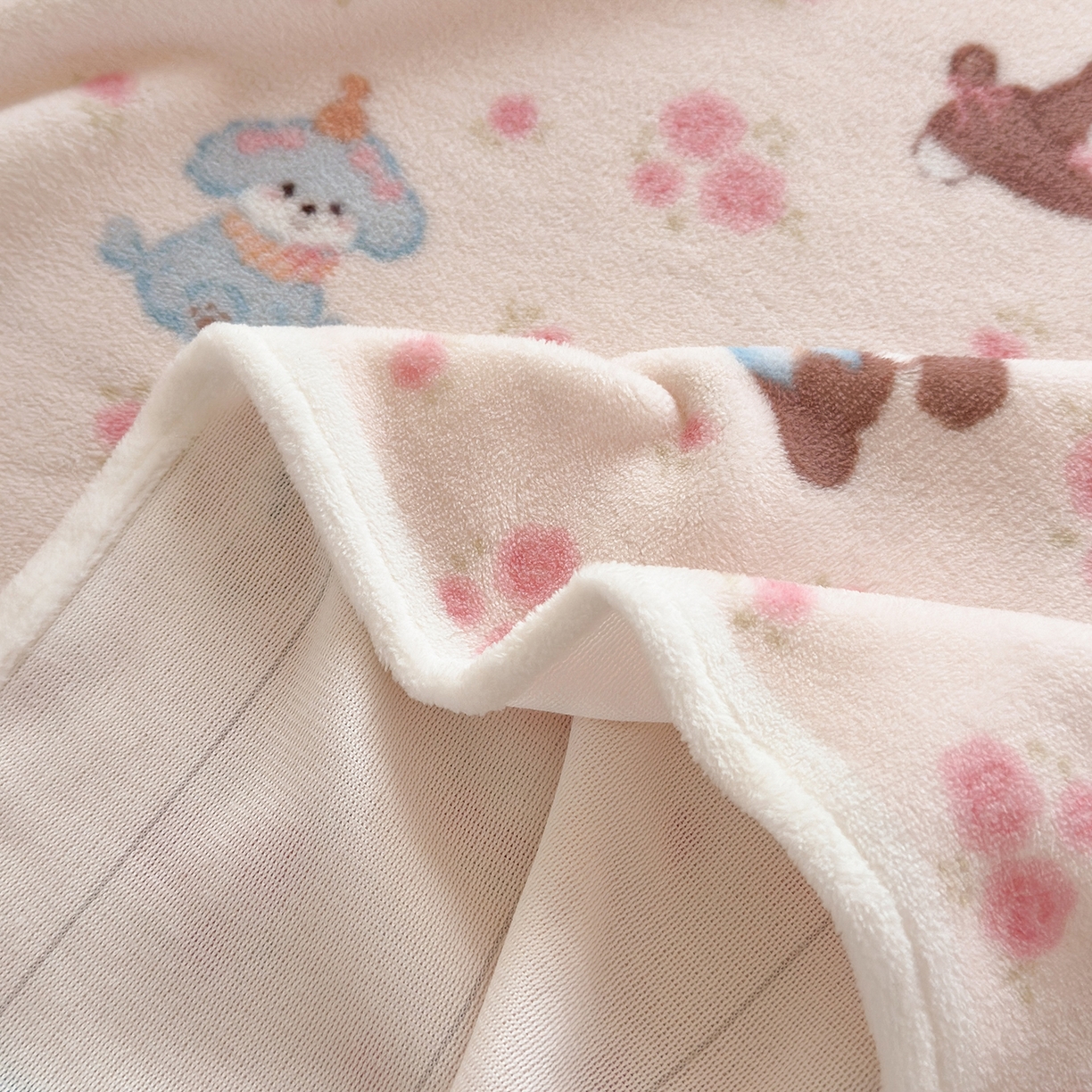 91家纺网 家纺一手货源 找家纺 丽美人家纺 2025新款小版印花牛奶绒床单单床单床单单件 油画小萌物