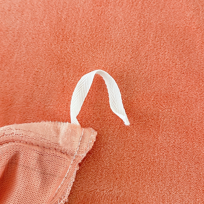 91家纺网 家纺一手货源 找家纺 富缦庭 2025新款牛奶绒绣花四件套 红粉佳人-橙色