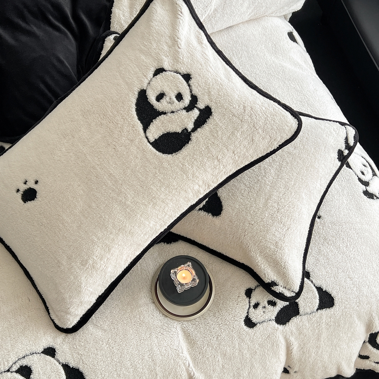 91家纺网 家纺一手货源 找家纺 安哆啦家纺 2025新款舒棉绒阳离子提花牛奶绒四件套 提花-熊猫