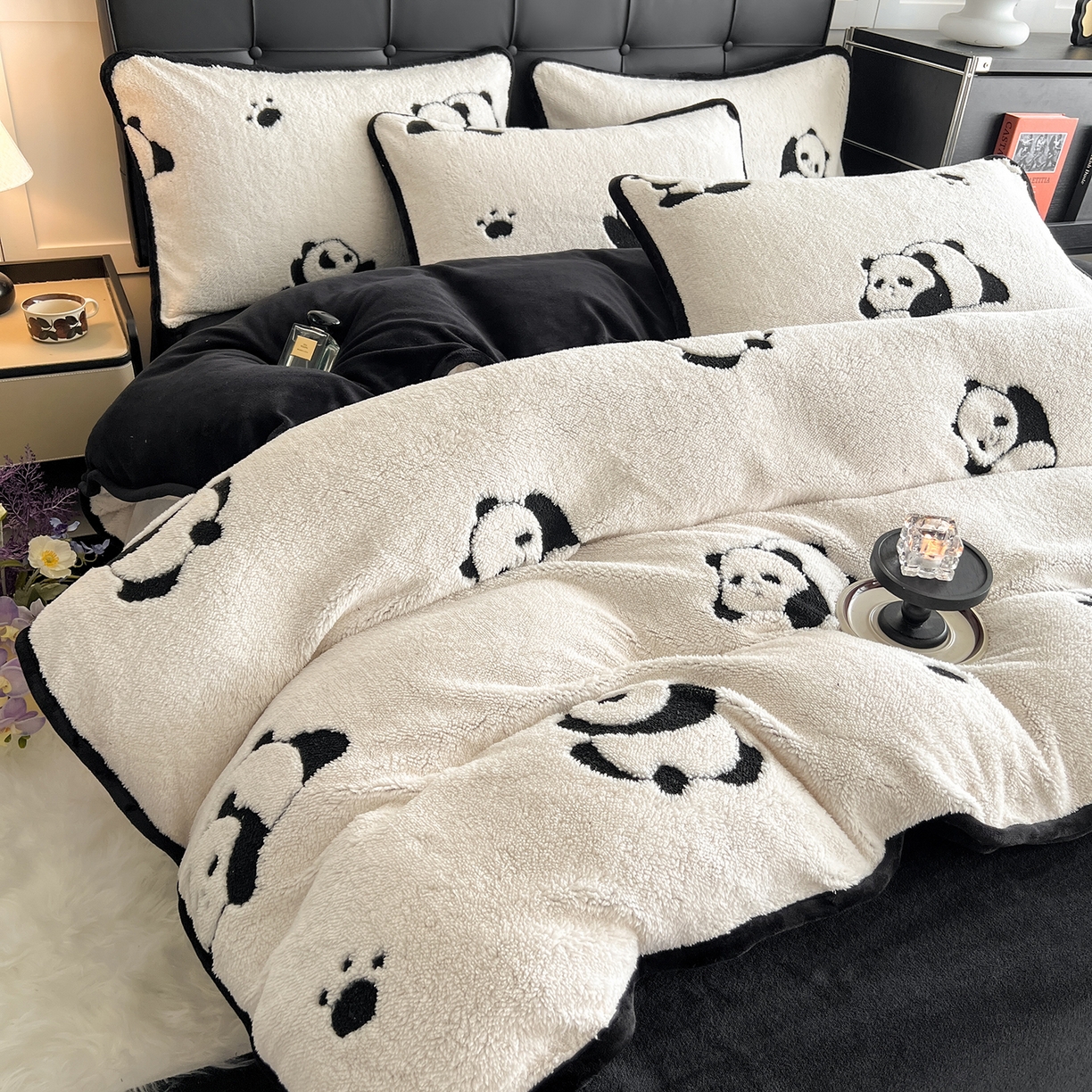 91家纺网 家纺一手货源 找家纺 安哆啦家纺 2025新款舒棉绒阳离子提花牛奶绒四件套 提花-熊猫