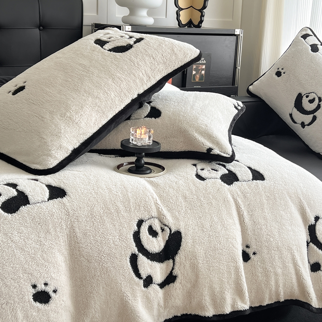 91家纺网 家纺一手货源 找家纺 安哆啦家纺 2025新款舒棉绒阳离子提花牛奶绒四件套 提花-熊猫