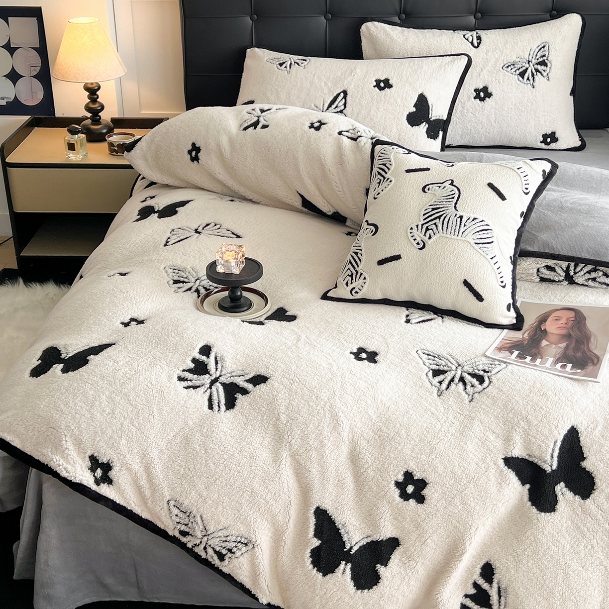 91家纺网 家纺一手货源 找家纺 安哆啦家纺 2025新款舒棉绒阳离子提花牛奶绒四件套 提花-蝴蝶白