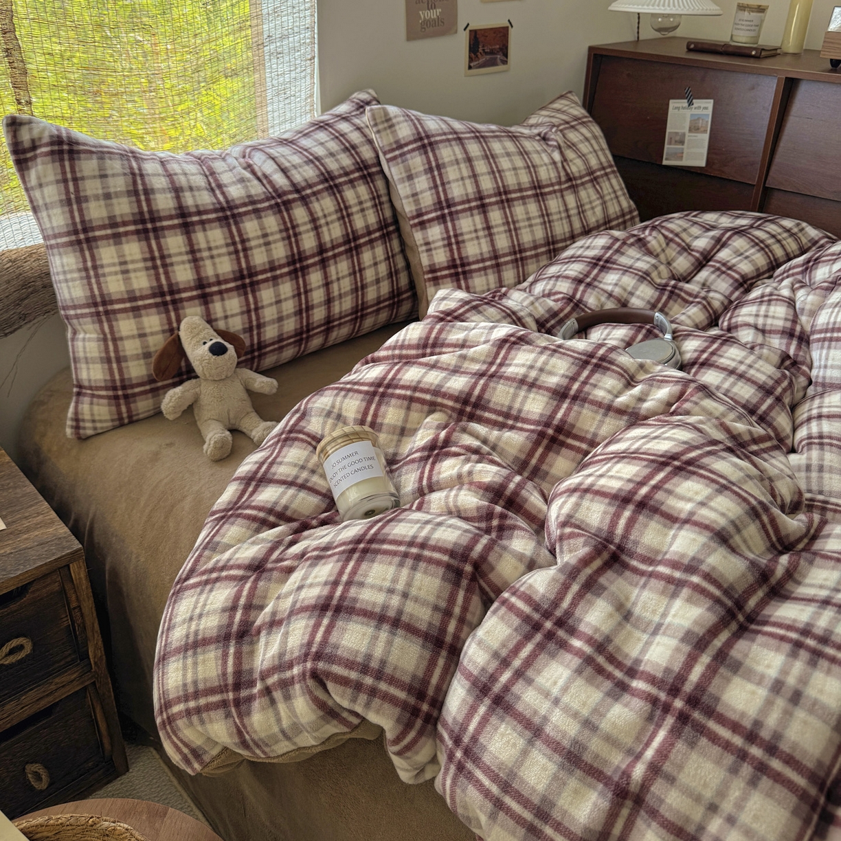 91家纺网 家纺一手货源 找家纺 耀达家居 2025新款高克重复古格子牛奶绒四件套（提供买家秀） 复古格纹-茶棕