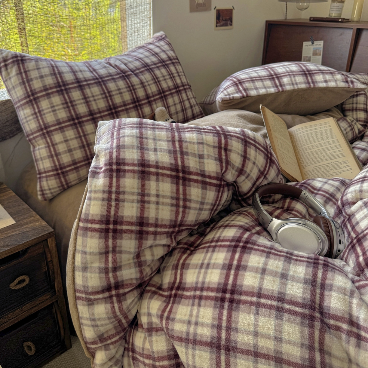 91家纺网 家纺一手货源 找家纺 耀达家居 2025新款高克重复古格子牛奶绒四件套（提供买家秀） 复古格纹-茶棕