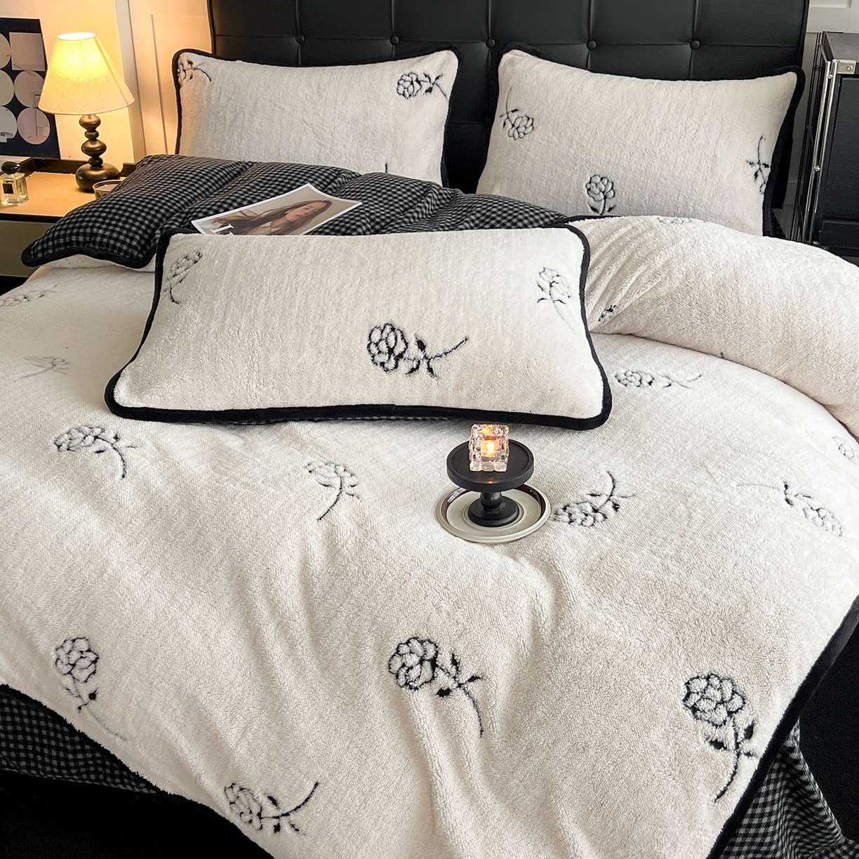 91家纺网 家纺一手货源 找家纺 安哆啦家纺 2025新款舒棉绒阳离子提花牛奶绒四件套 提花-小花花