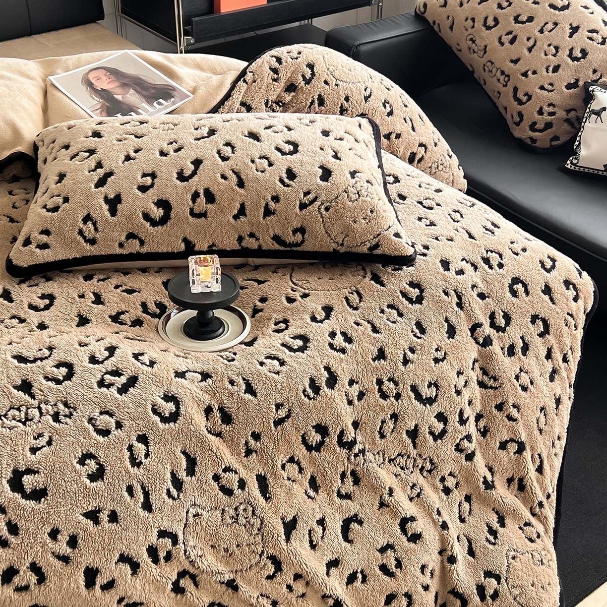 91家纺网 家纺一手货源 找家纺 安哆啦家纺 2025新款舒棉绒阳离子提花牛奶绒四件套 提花-KT咖