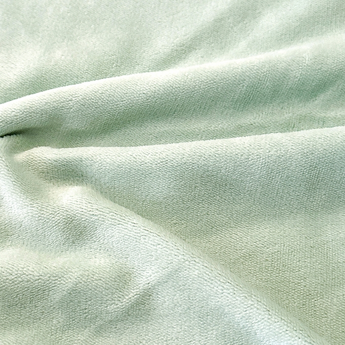 91家纺网 家纺一手货源 找家纺 富缦庭 2025新款牛奶绒绣花四件套 红粉佳人-绿色