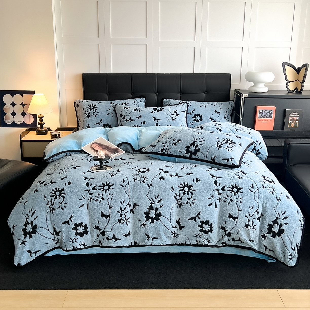 91家纺网 家纺一手货源 找家纺 安哆啦家纺 2025新款舒棉绒阳离子提花牛奶绒四件套 提花-生如夏花蓝