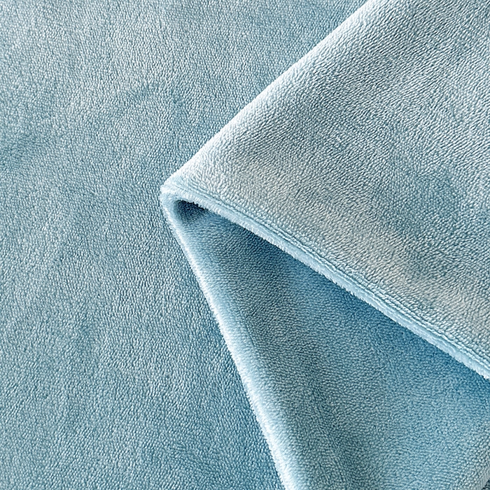 91家纺网 家纺一手货源 找家纺 富缦庭 2025新款牛奶绒绣花四件套 红粉佳人-深蓝色