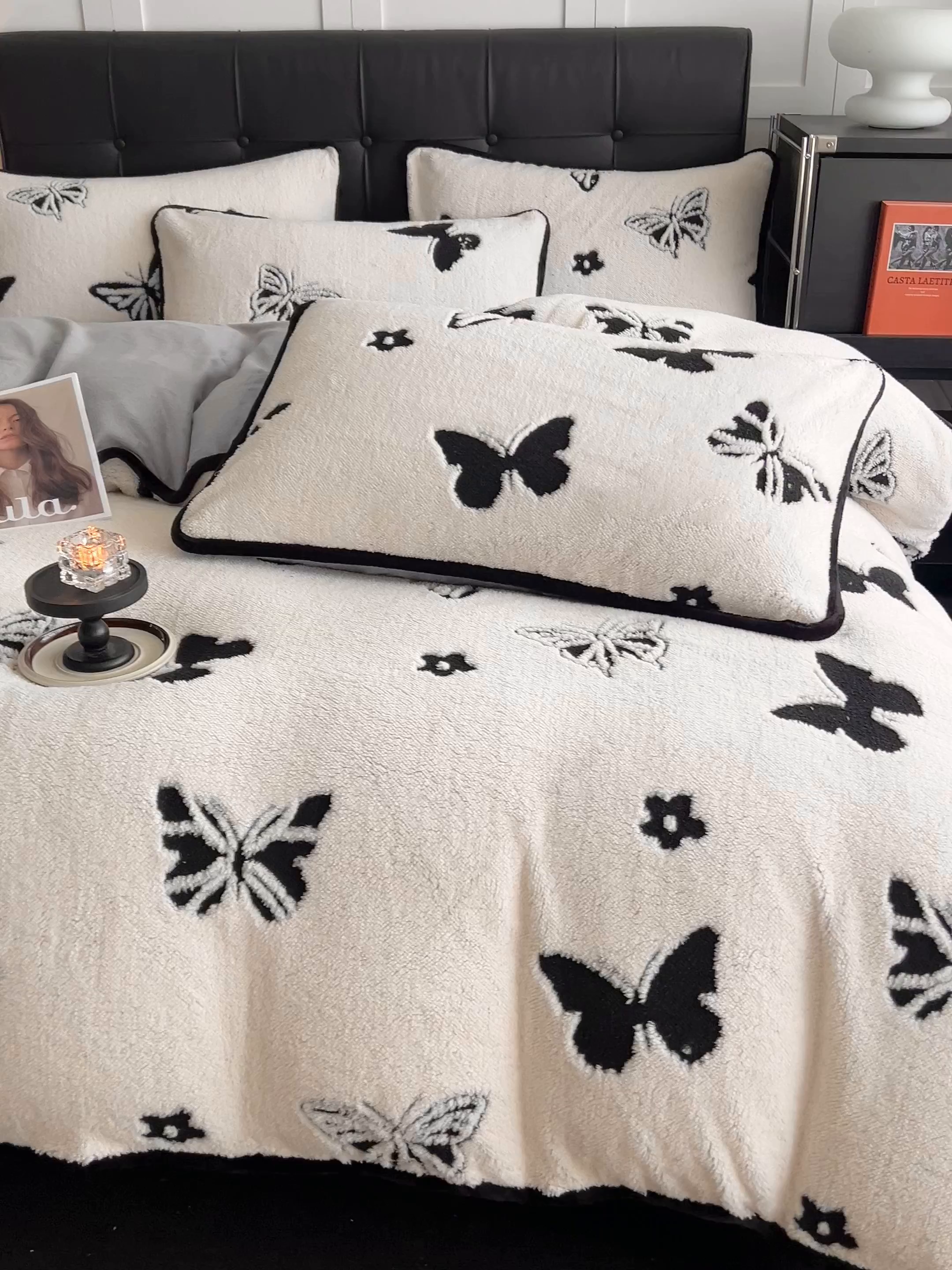 91家纺网 家纺一手货源 找家纺 安哆啦家纺 2025新款舒棉绒阳离子提花牛奶绒四件套 提花-蝴蝶白