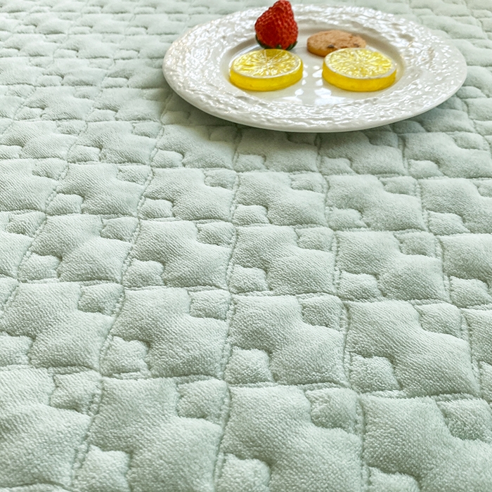 91家纺网 家纺一手货源 找家纺 乐嘉盈 2025年新款纯色刺绣牛奶绒四件套-玫瑰缘 玫瑰缘-绿