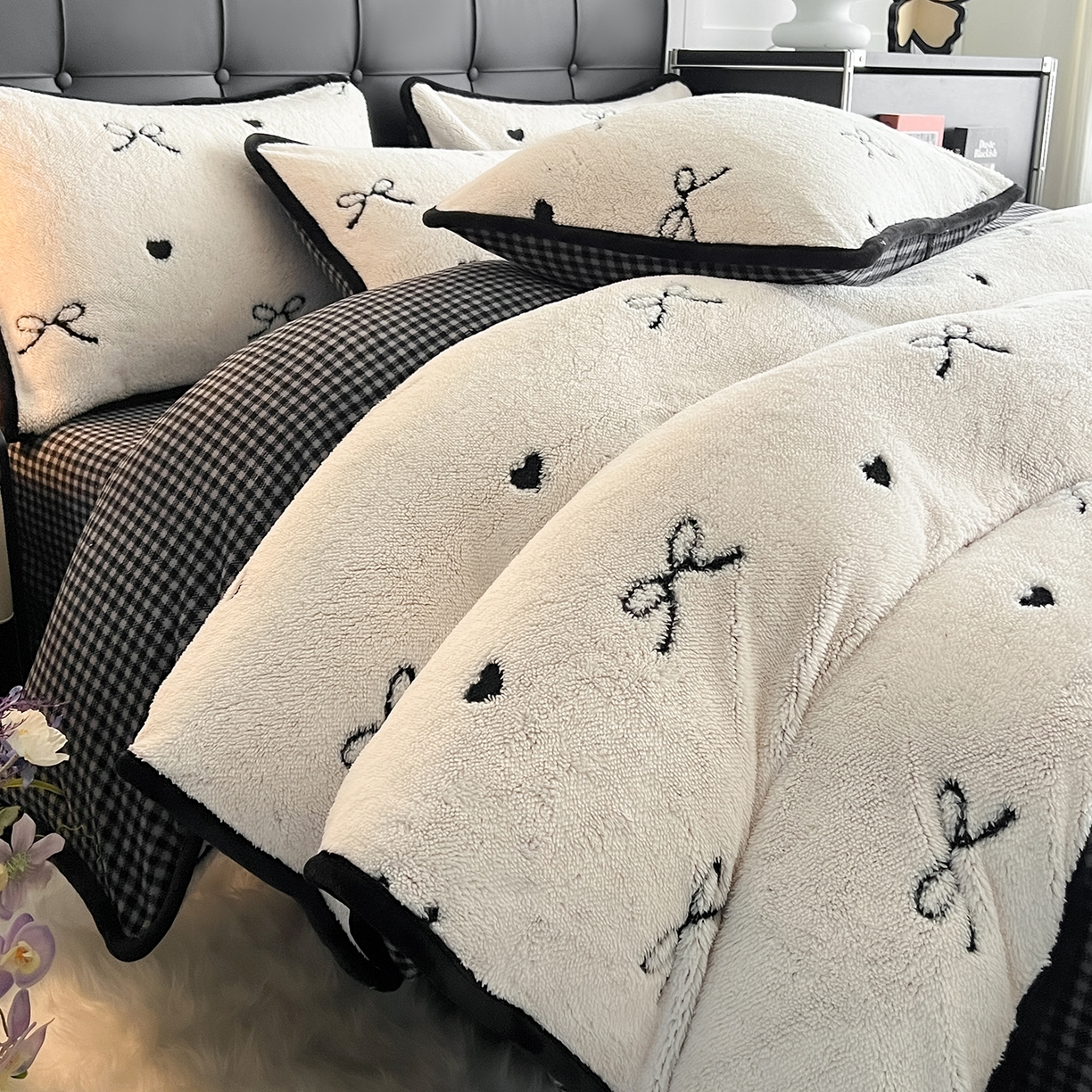 安哆啦家纺 2025新款舒棉绒阳离子提花牛奶绒四件套 提花-蝴蝶结