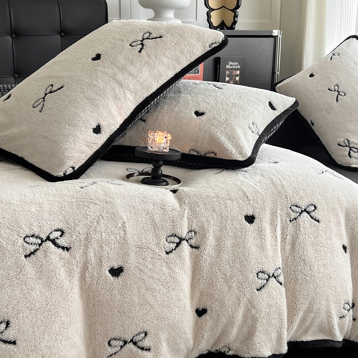 91家纺网 家纺一手货源 找家纺 安哆啦家纺 2025新款舒棉绒阳离子提花牛奶绒四件套 提花-蝴蝶结