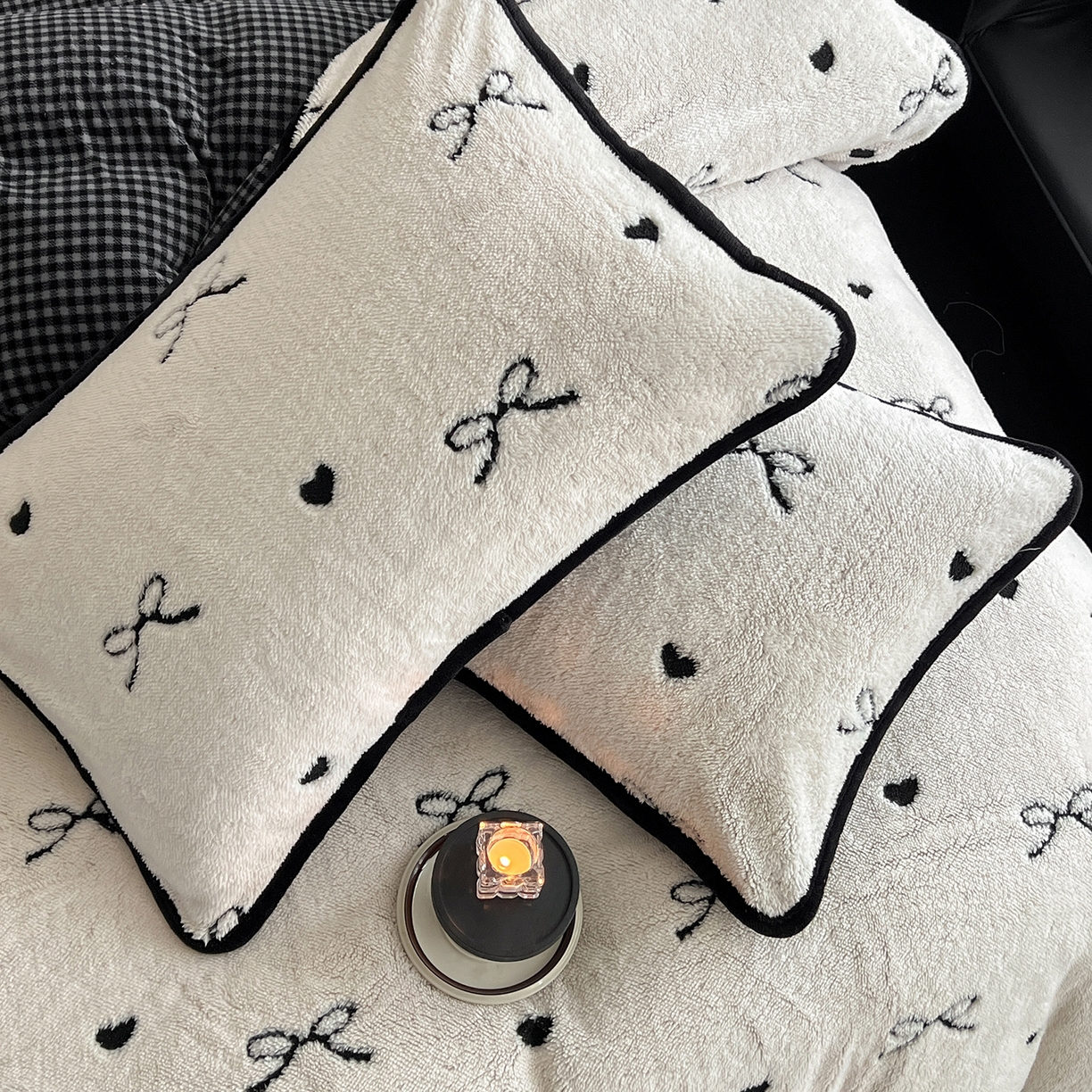 91家纺网 家纺一手货源 找家纺 安哆啦家纺 2025新款舒棉绒阳离子提花牛奶绒四件套 提花-蝴蝶结