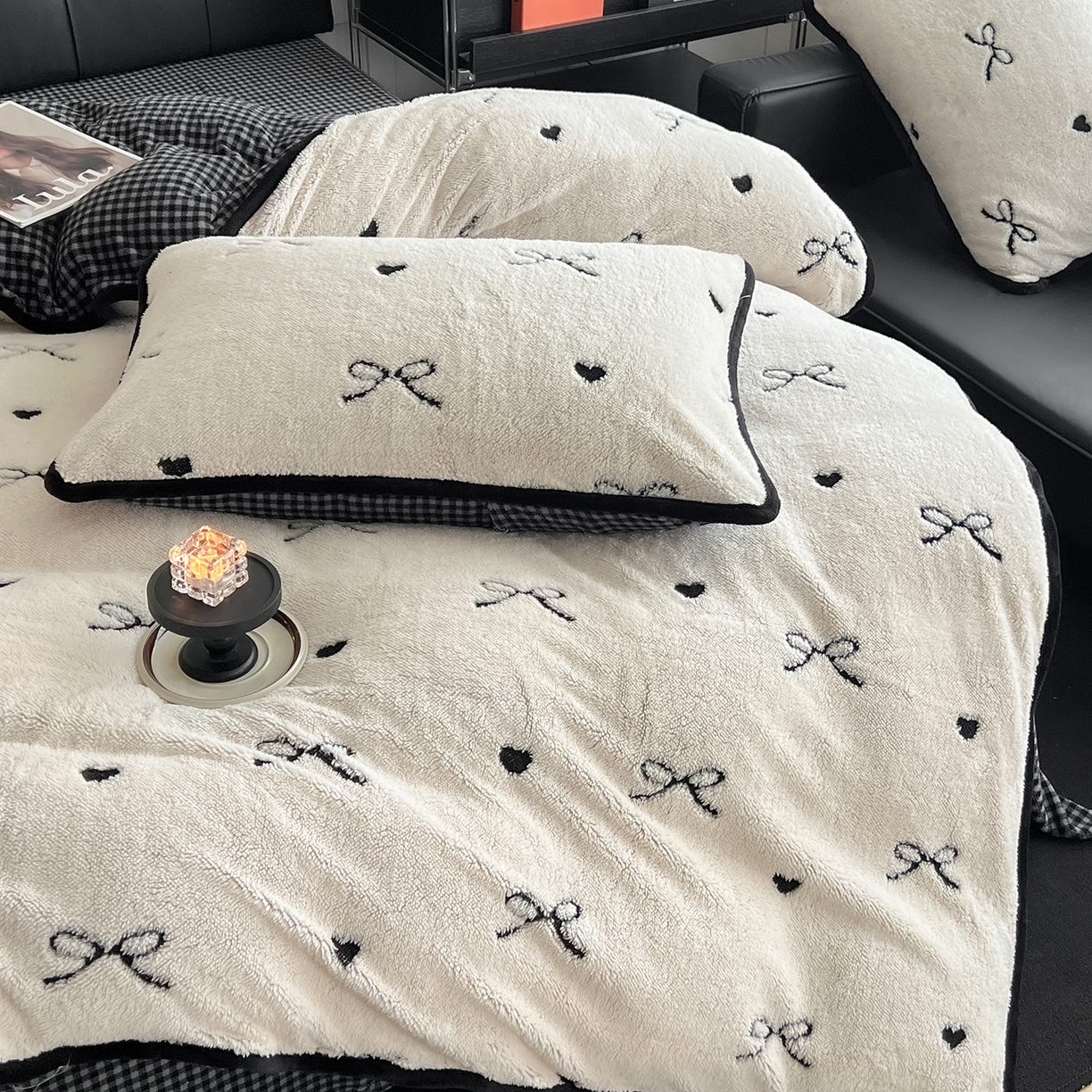 91家纺网 家纺一手货源 找家纺 安哆啦家纺 2025新款舒棉绒阳离子提花牛奶绒四件套 提花-蝴蝶结