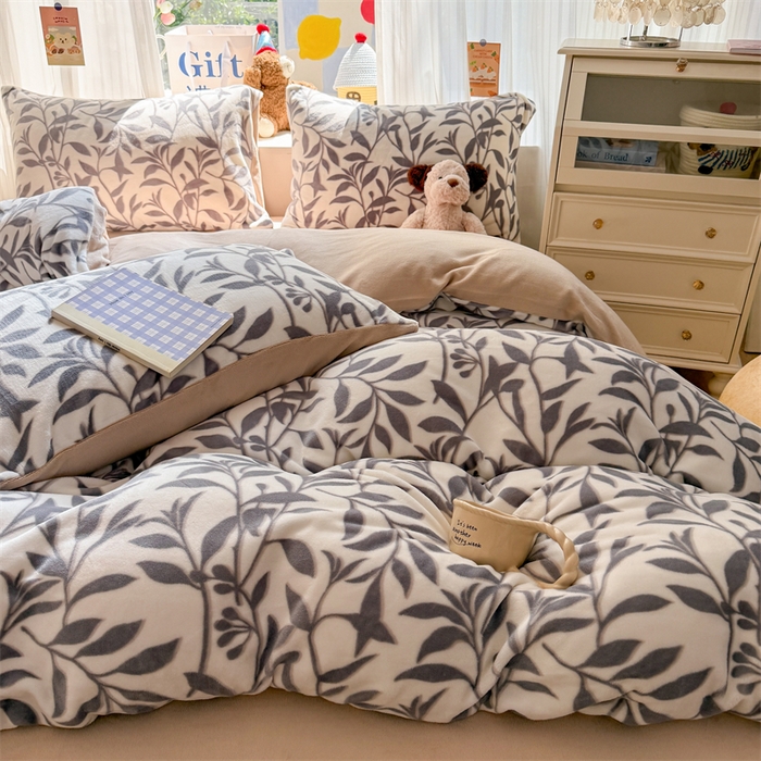 91家纺网 家纺一手货源 找家纺 （总）艾特你 2025新款全工艺200克牛奶绒四件套