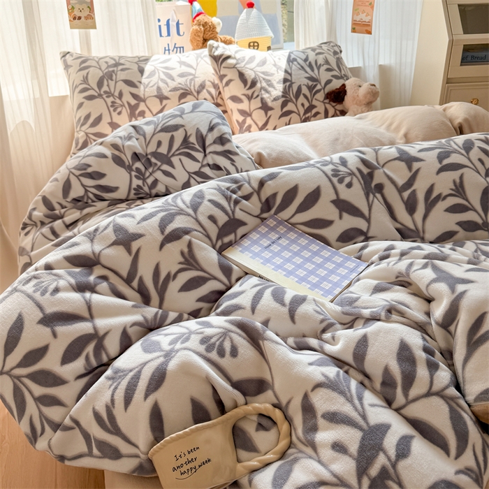 91家纺网 家纺一手货源 找家纺 （总）艾特你 2025新款全工艺200克牛奶绒四件套