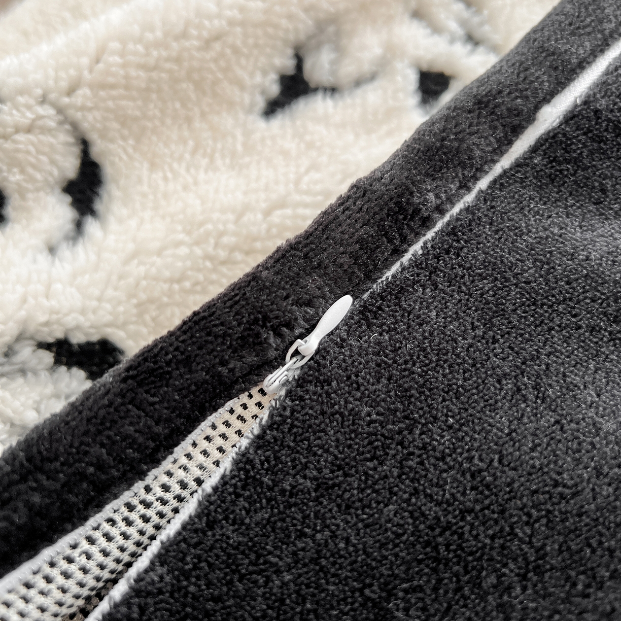 91家纺网 家纺一手货源 找家纺 （总）安哆啦家纺 2025新款舒棉绒阳离子提花牛奶绒四件套