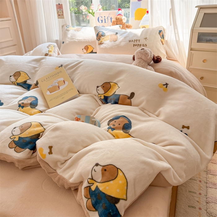 91家纺网 家纺一手货源 找家纺 艾特你 2025新款全工艺200克牛奶绒四件套 巴迪狗