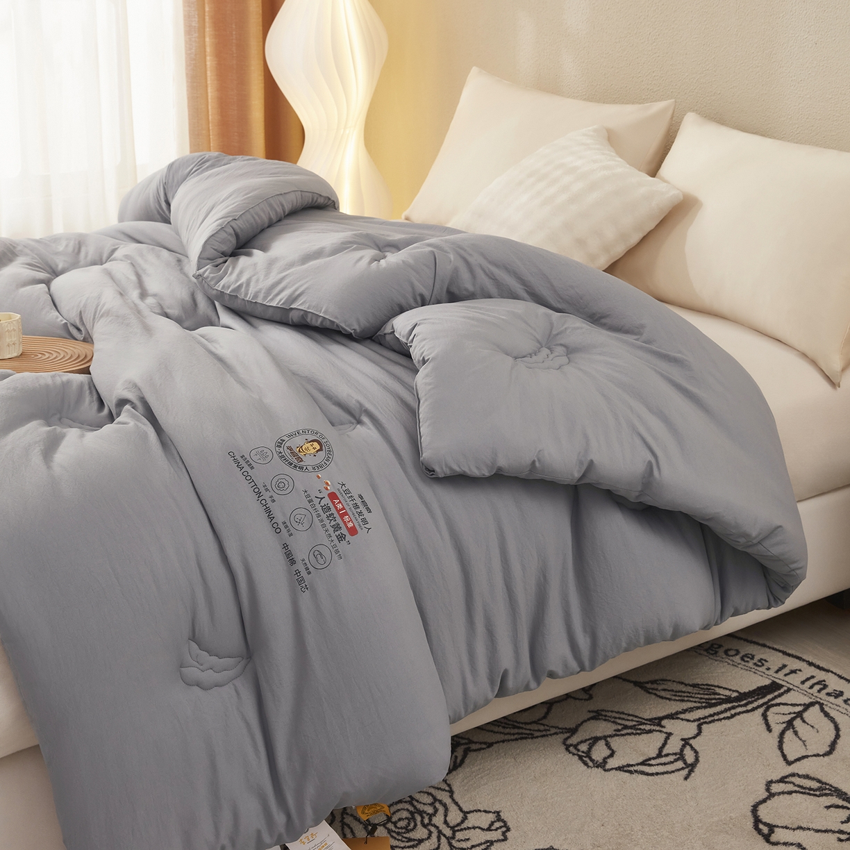 91家纺网 家纺一手货源 找家纺 恒科家纺 2025新款李官奇官方正品授权 李官奇大豆纤维被 拉链二合一子母被 被芯 春秋被 冬被 夏被 浅灰