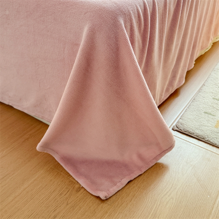 91家纺网 家纺一手货源 找家纺 艾特你 2025新款全工艺200克牛奶绒四件套 春语