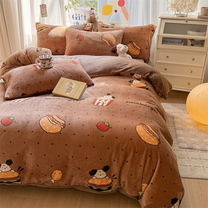 91家纺网 家纺一手货源 找家纺 艾特你 2025新款全工艺200克牛奶绒四件套 汉堡狗