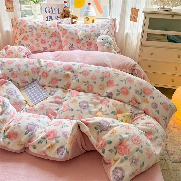 91家纺网 家纺一手货源 找家纺 艾特你 2025新款全工艺200克牛奶绒四件套 花镜