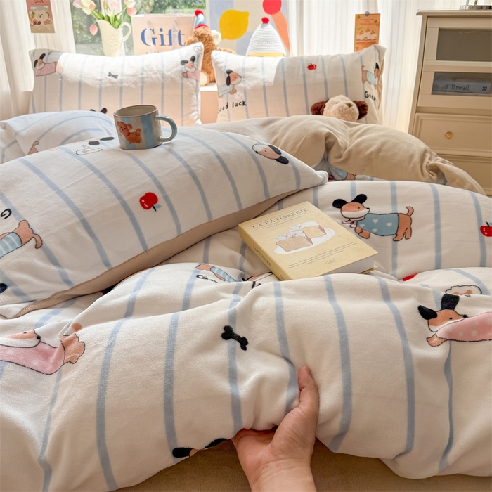 91家纺网 家纺一手货源 找家纺 艾特你 2025新款全工艺200克牛奶绒四件套 快乐节拍