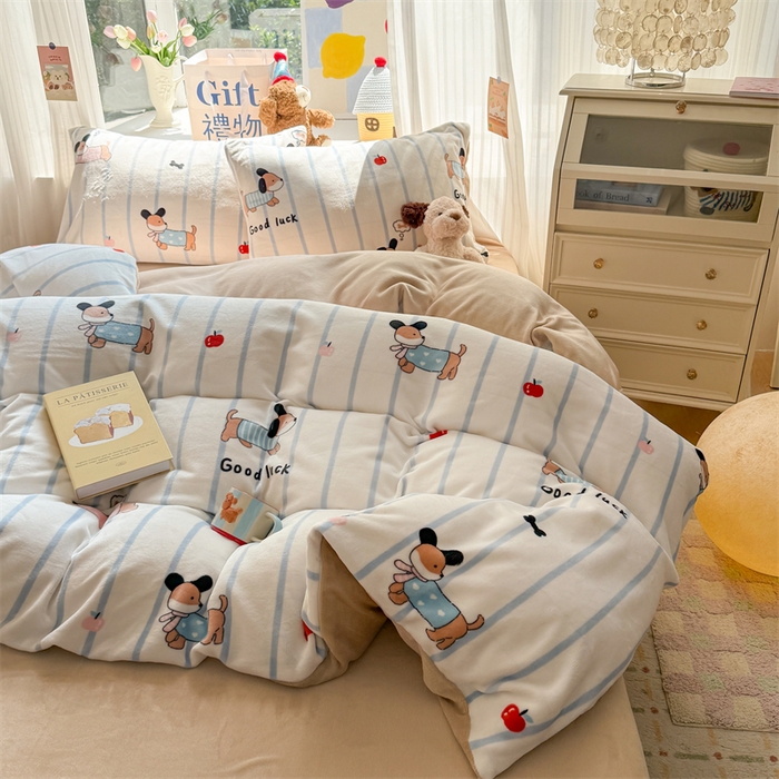 91家纺网 家纺一手货源 找家纺 艾特你 2025新款全工艺200克牛奶绒四件套 快乐节拍