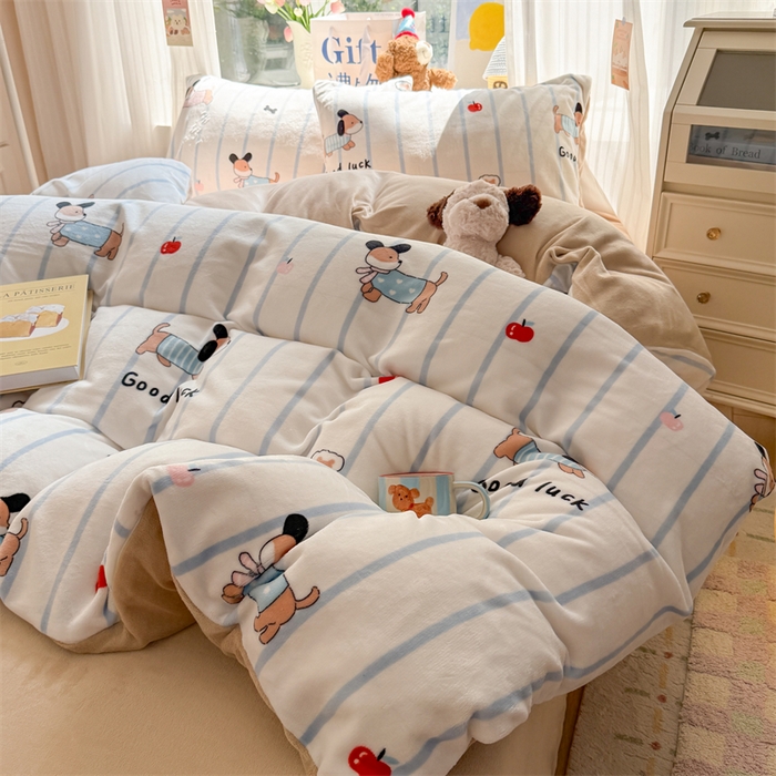 91家纺网 家纺一手货源 找家纺 艾特你 2025新款全工艺200克牛奶绒四件套 快乐节拍