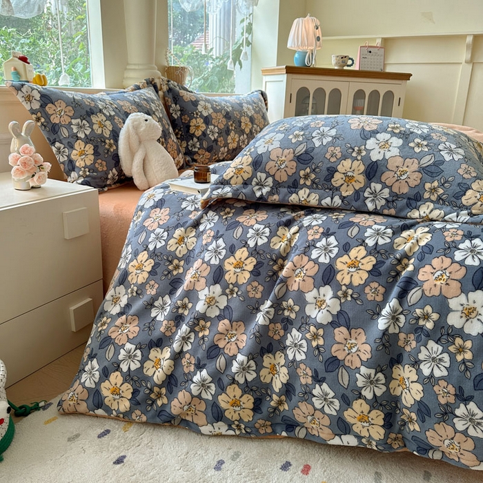 91家纺网 家纺一手货源 找家纺 （总）绵庭家纺 2025新款高克重牛奶绒印花四件套系列