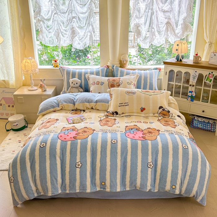 91家纺网 家纺一手货源 找家纺 绵庭家纺 2025新款高克重牛奶绒印花四件套系列 可爱卡皮-黄