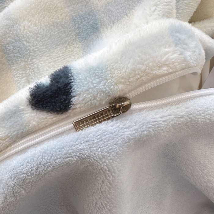 91家纺网 家纺一手货源 找家纺 绵庭家纺 2025新款高克重牛奶绒印花四件套系列 奶熊嘟嘟