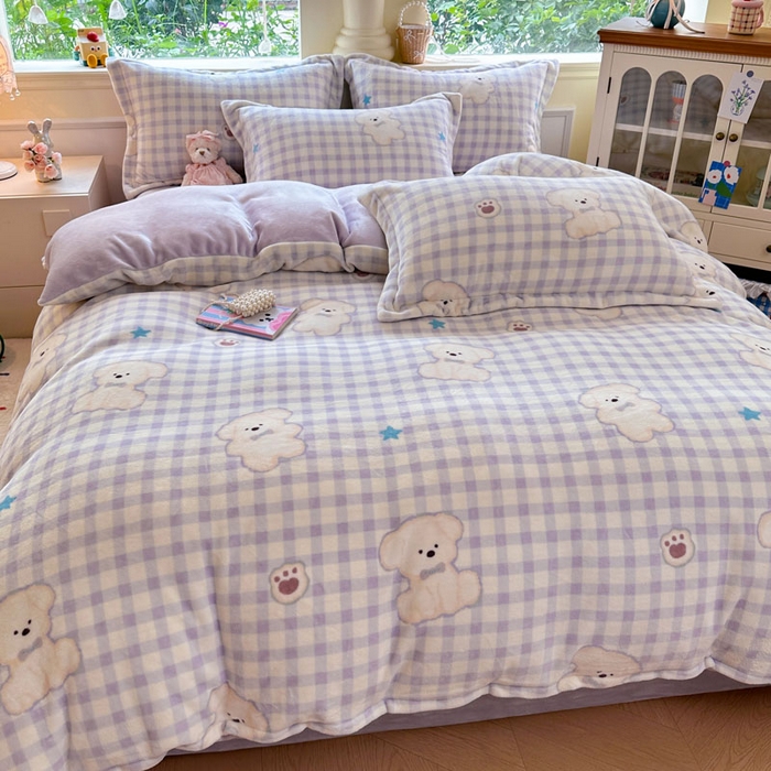 91家纺网 家纺一手货源 找家纺 绵庭家纺 2025新款高克重牛奶绒印花四件套系列 熊宝