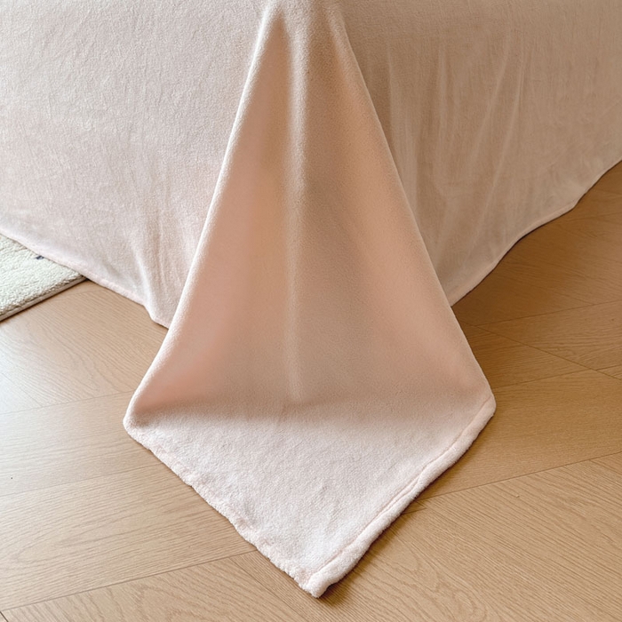 91家纺网 家纺一手货源 找家纺 绵庭家纺 2025新款高克重牛奶绒印花四件套系列 棉花兔