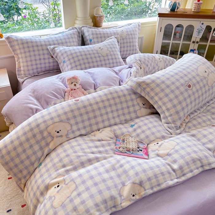 91家纺网 家纺一手货源 找家纺 绵庭家纺 2025新款高克重牛奶绒印花四件套系列 熊宝