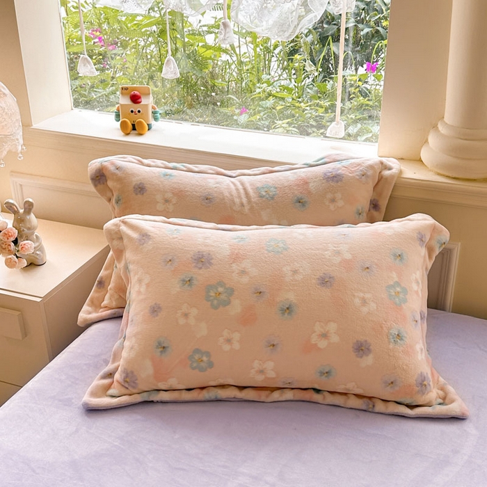 91家纺网 家纺一手货源 找家纺 绵庭家纺 2025新款高克重牛奶绒印花四件套系列 甜橘晴朗-玉