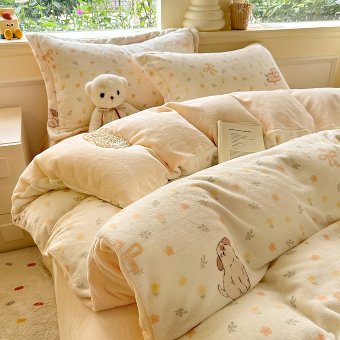 91家纺网 家纺一手货源 找家纺 绵庭家纺 2025新款高克重牛奶绒印花四件套系列 芋泥小狗