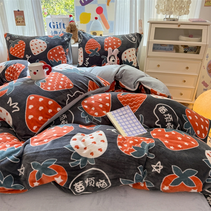 91家纺网 家纺一手货源 找家纺 艾特你 2025新款全工艺200克牛奶绒四件套 觅光里