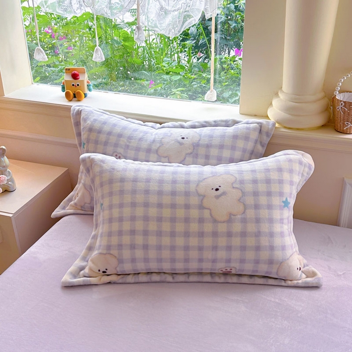 91家纺网 家纺一手货源 找家纺 绵庭家纺 2025新款高克重牛奶绒印花四件套系列 熊宝